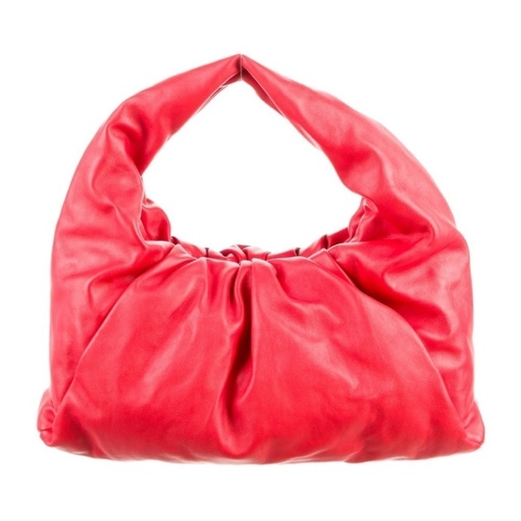 Bottega Veneta | The Medium Shoulder Pouch in Red Leather - Picture 1 of 11